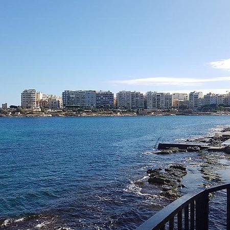 Spinola Seafront Apartment سانت جوليان المظهر الخارجي الصورة